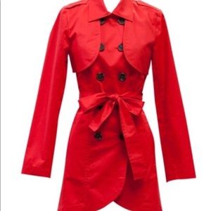 Adorable Cabi convertible trench coat. Size 6.